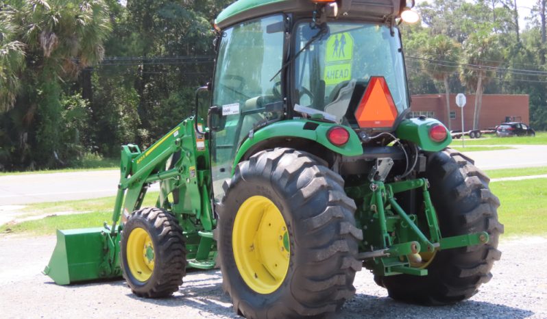 
								2017 John Deere 4066R 4WD full									