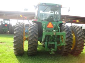 2001 John Deere 8310 MFWD