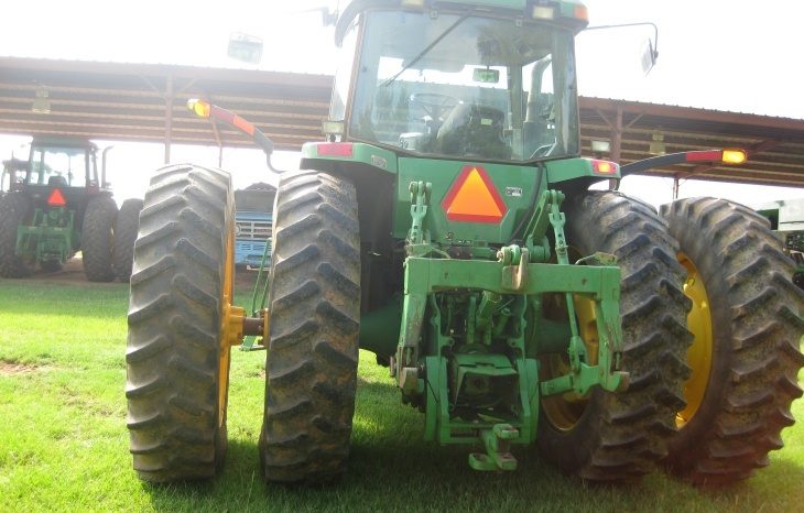 
								2001 John Deere 8310 MFWD full									