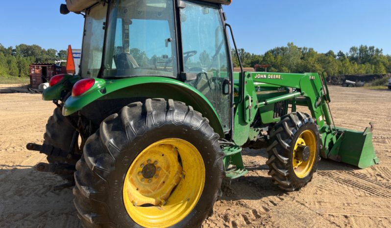
								2004 John Deere 5420 4WD full									