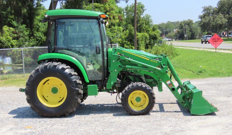 
								2017 John Deere 4066R 4WD full									