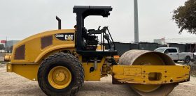 2016 Caterpillar CS56B