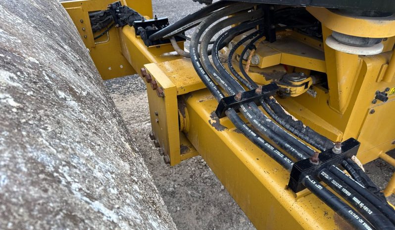 
								2016 Caterpillar CS56B full									