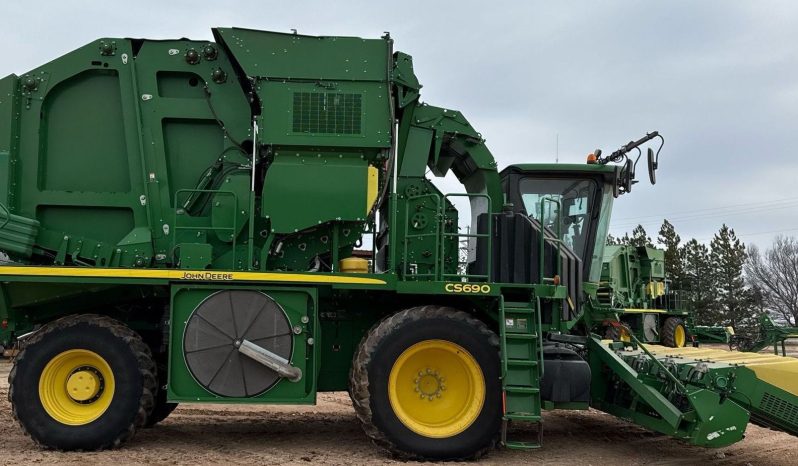 
								2015 John Deere CS690 RWA full									