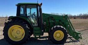 2013 John Deere 6125M MFWD
