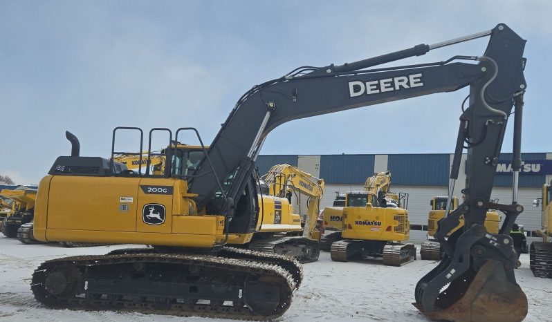 
								2022 John Deere 200G full									