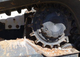 
										2021 Bobcat T740 full									