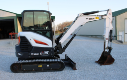 
										2021 BOBCAT E35 full									