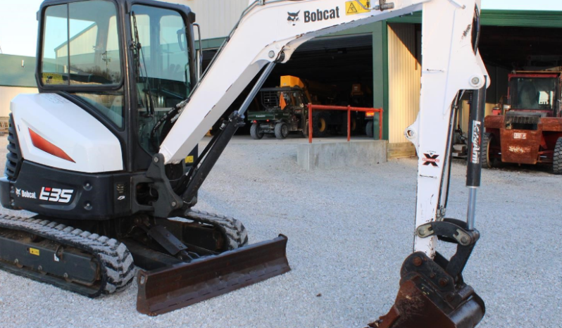 
								2021 BOBCAT E35 full									
